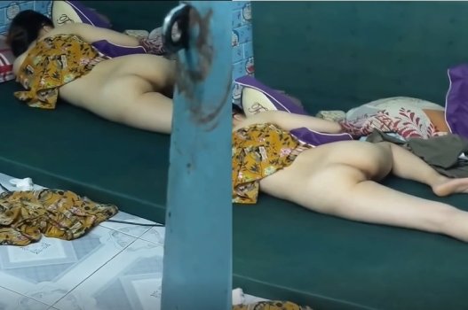 Сури поклонился Будде ночью до порнографии